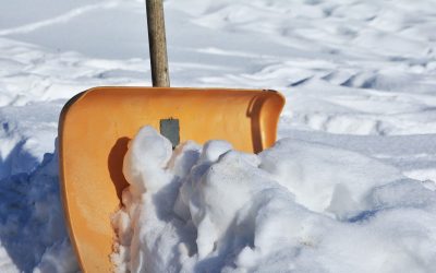 snow-shovel-g558485495_1920